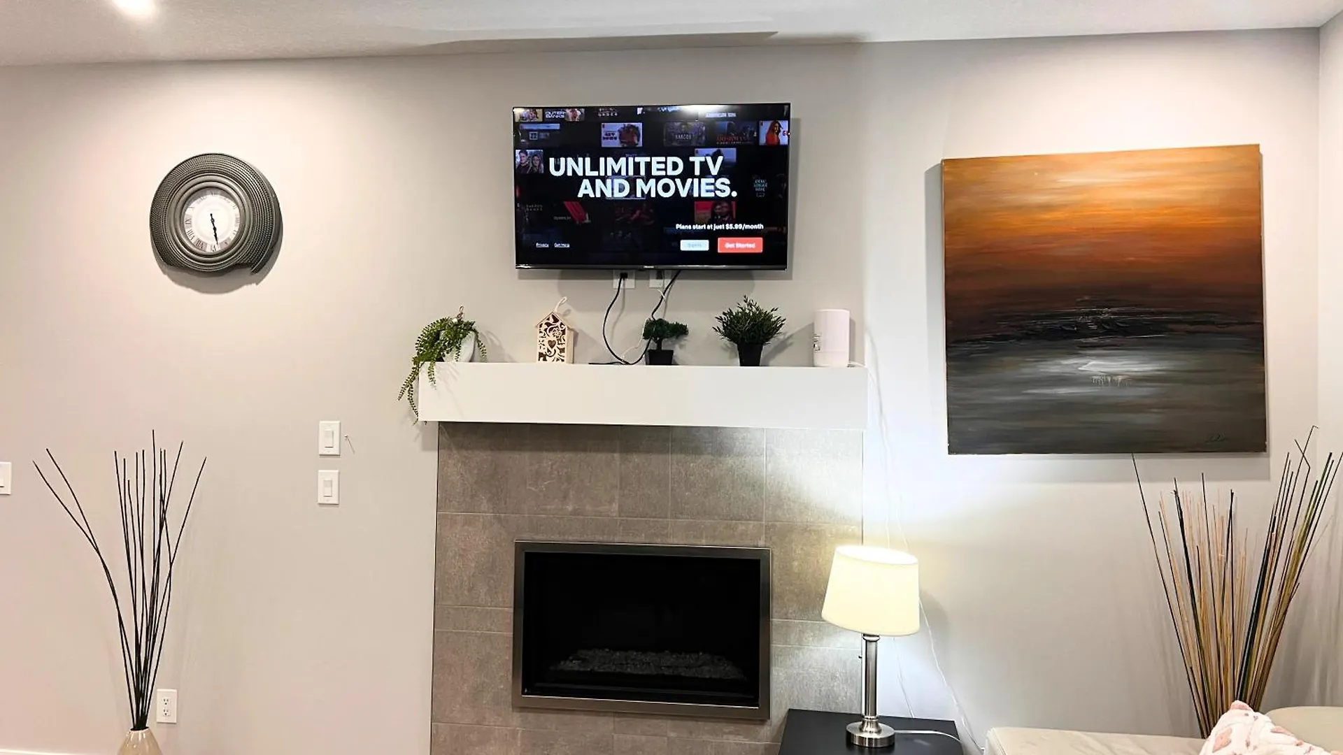 Flowealth Property Luxury Villa Near Lake Netflix Tv Wifi Calgary Homestay